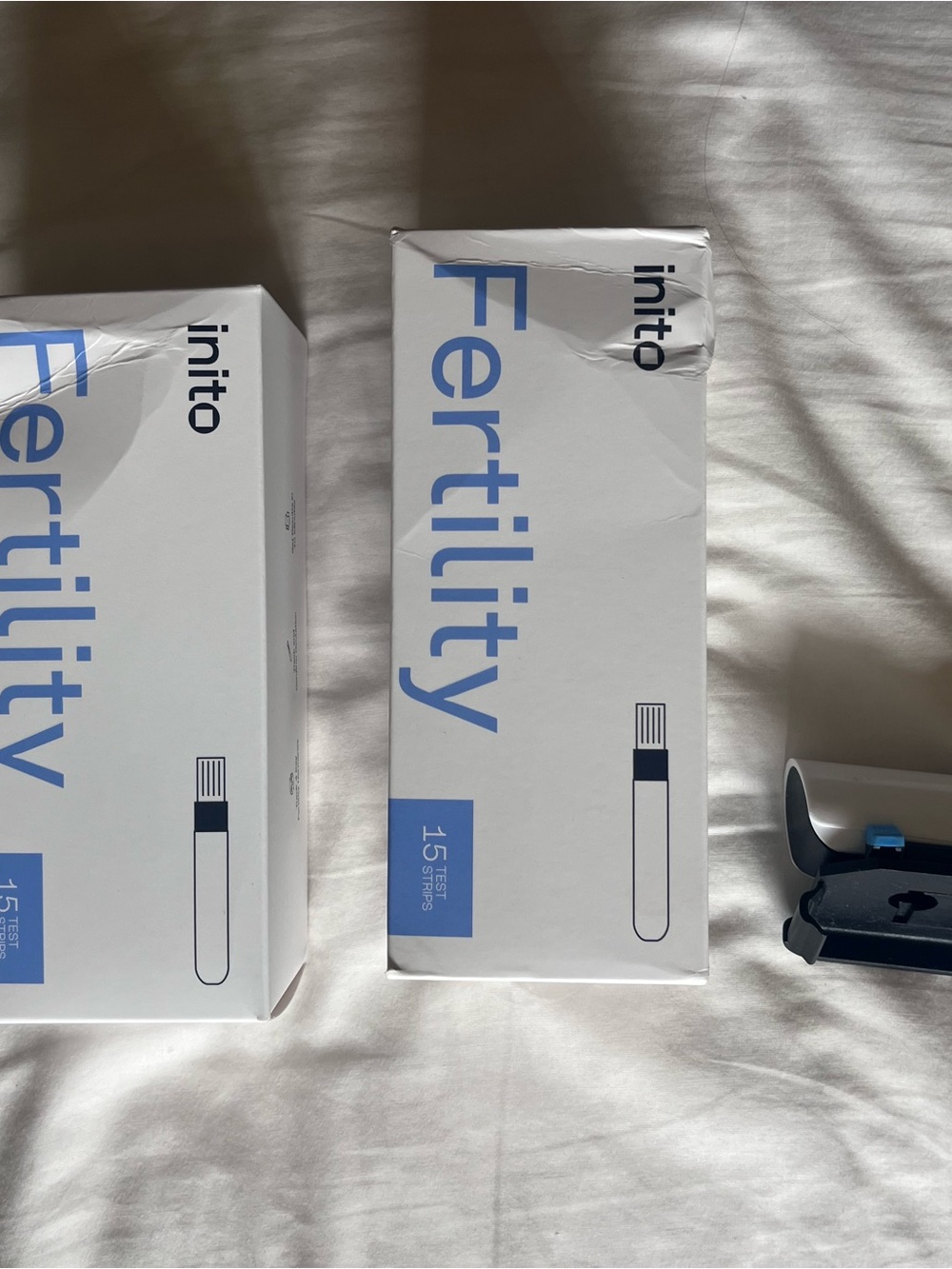 Inito Fertility Monitor and Strips